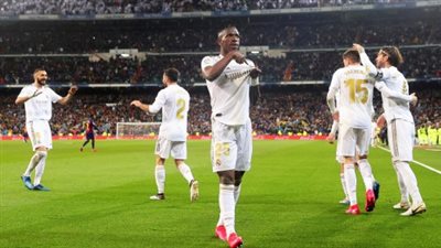 ريال مدريد يخطط للحفاظ على نجمه