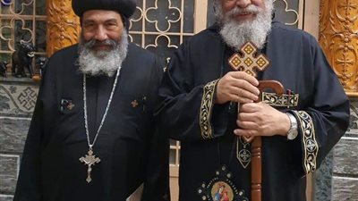 البابا تواضروس يستقبل مطران بورسعيد 