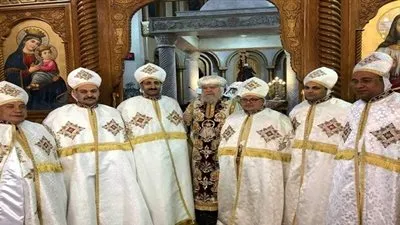 سيامة ٦ كهنة لخدمة قرى إيبارشية سوهاج