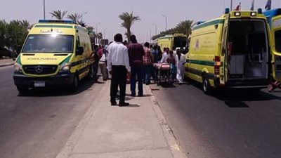 عاجل.. إصابة 16 شخصًا في حادث تصادم 3 سيارات في الإسماعيلية