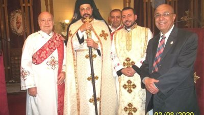 النائب البطريركي يزور كنيسة قلب يسوع بمصر الجديدة