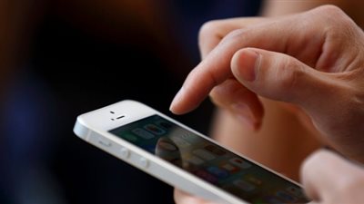 بعد انتشار كورونا.. احترس من استخدام هاتفك بـ