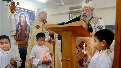 مطران الكاثوليك بالأقصر يبدأ زيارته الرعوية في الغردقة