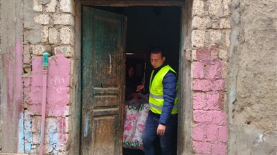 الأورمان توزع 16 ألف بطانية على غير القادرين بأسوان