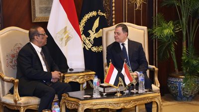 وزير الداخلية يستقبل نظيرة اليمني لبحث سبل تطوير العلاقات بين الجانبين