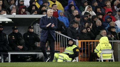عاجل.. ريال مدريد يدرس إقالة زيدان لـ3 أسباب