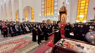 كلمة البابا تواضروس خلال صلاة جنازة الأنبا صرابامون (صور) 