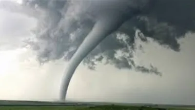 عاجل.. حقيقة تعرض مصر لإعصار مدمر (فيديو)