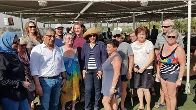 بعد التأكد من سلامتهم.. سائحون يقررون استكمال رحلتهم في مصر 