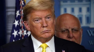 ترامب يؤكد جهوزيته لاستخدام إمكانيات الحكومة للتعامل مع تداعيات كورونا