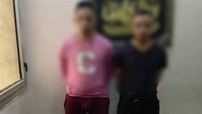 ضبط عاطلين بحوزتهما نصف كيلو ونصف 