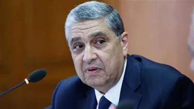 بعد تحسن الطقس.. كيف سيطر وزير الكهرباء على انقطاع التيار؟