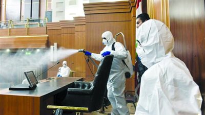 إيران تعلن ارتفاع عدد وفيات فيروس كورونا إلى 724 حالة