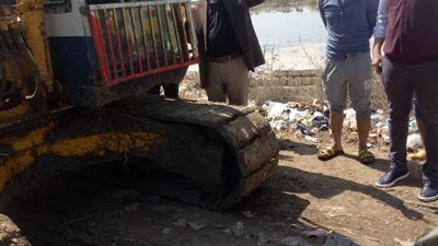 بناءً على تكليفات محافظ الفيوم.. السكرتير العام المساعد يتابع أعمال تكريك مصرف الوادي  