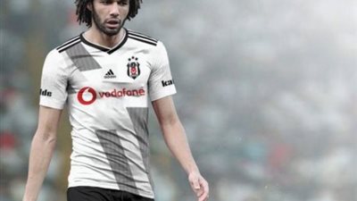 ثلاث محترفين مصريين لم يتوقف دوريهم بسبب فيروس كورونا