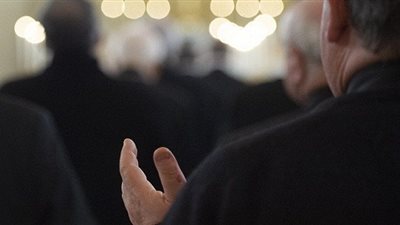 رئيس لجنة الحوار بين الأديان بإيطاليا يدعو للصلاة لمواجهة 