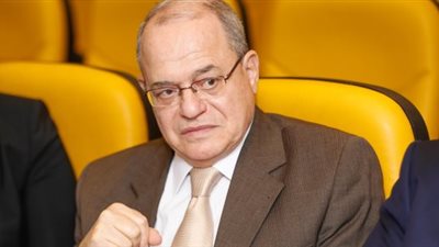 برلماني يتساءل عن دور مراكز البحوث في مواجهة كورونا