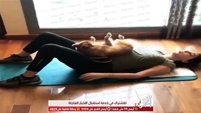 بعد انتشار كورونا.. إليسا تمارس رياضتها المفضل من داخل المنزل