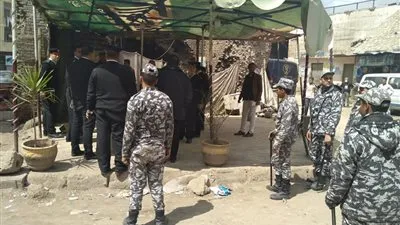 شاهد.. إزالة تعدي مقهى على حرم أثري بمنطقة البساتين