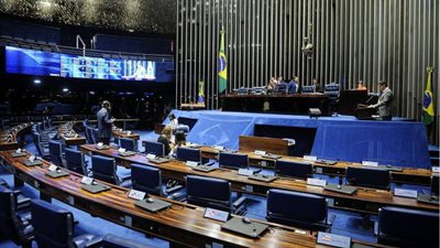 إصابة رئيس مجلس الشيوخ البرازيلي بفيروس كورونا