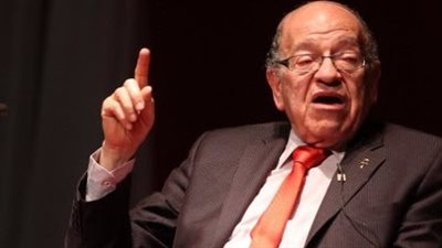 عودة الأموات.. وسيم السيسي يكشف حدث غريب وقع خلال طاعون فرنسا (فيديو)