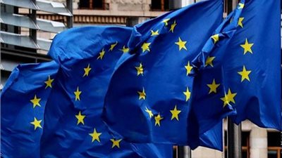 فيروس كورونا.. نتيجة إيجابية لكبير مفاوضي الاتحاد الأوروبي   