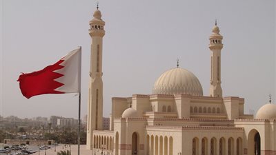البحرين تعلن إيقاف خطبة وصلاة الجمعة بسبب كورونا
