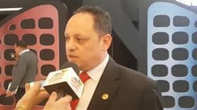 أستاذ أمراض صدرية يقدم نصيحة مهمة لتجنب إصابتك بفيروس كورونا