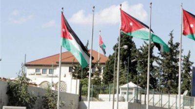 الحكومة الأردنية تعلن فرض حظراً للتجول غداً السبت بسبب كورونا