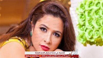 احتفالًا بعيد الأم.. الجمهور يتعجب من التشابه الكبير بين ياسمين عبدالعزيز ووالدتها