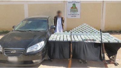 بحوزته 25 ألف قرص مخدر.. ضبط تاخر مخدرات في السلوم