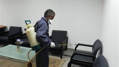 تطهير 41 من دواوين المصالح الحكومية في البحر الأحمر (صور)