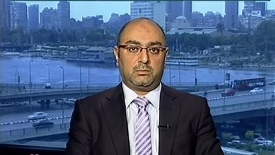 هل يؤثر حظر التجوال على أداء البورصة.. خبير يجيب 