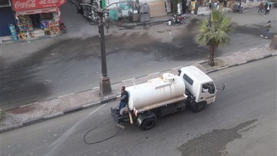 بيطري الأقصر تدفع بـ 50 طن مطهرات لتعقيم الشوارع 