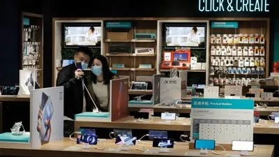 تقرير: تراجعت مبيعات الهواتف الذكية العالمية بنسبة 14٪ في فبراير بسبب فيروس كورونا 