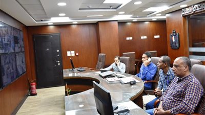 محافظ أسوان: أرقام 