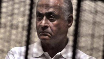 عاجل.. إحالة محاكمة وزير الإسكان الأسبق لدائرة جنايات آخرى