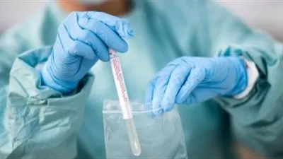 أبرزها رصيد مجاني ونقص المستلزمات الطبية.. الحكومة تنفي 12 شائعة