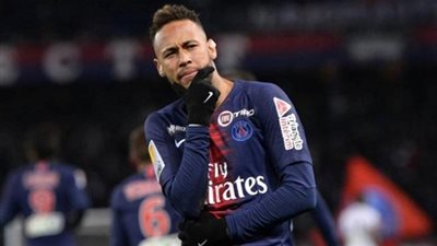 كارلوس يطالب ريال مدريد بضم نيمار
