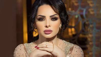 ديانا كرزون تغازل مصطفى فهمي وتوجه رساله لزوجته 