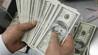 ارتفاع الدخل والانفاق الفردي في الولايات المتحدة خلال فبراير