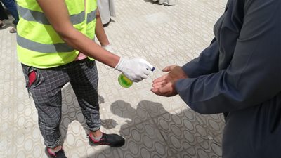 مؤسسات أهلية بغرب الأقصر تطلق حملات لمواجهة كورونا (صور)