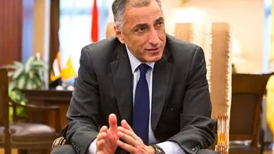 طارق عامر: عدد عملاء البنوك حوالي 21 مليون فرد