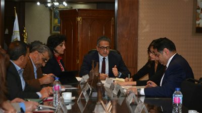 السياحة والآثار: استمرار عمليات التعقيم والتطهير بالمتاحف والمواقع الأثرية