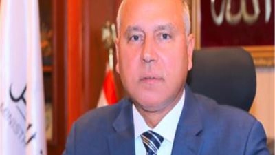 يعترف بالزحمة.. وزير النقل يكشف توجيه السيسي بشأن المواطن 