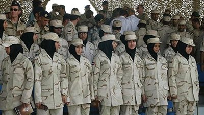 الملحق العسكري بواشنطن يبارك انضمام المرأة السعودية للقوات المسلحة