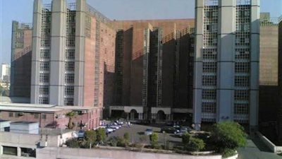 الخشت: لجنة فنية لمراجعة بروتوكولات مكافحة العدوى بالمستشفيات الجامعية