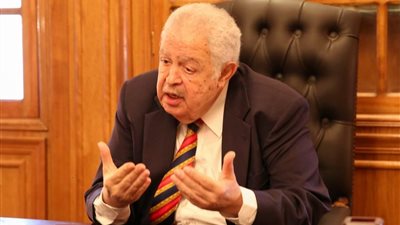 نقيب المحامين يضيف أعضاء جدد إلى لجنتي المعاش والدفاع 