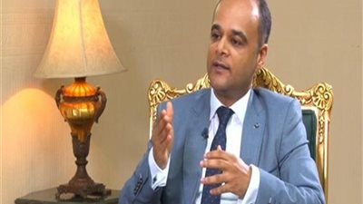 الحكومة: إقامة العائدين من الخارج بالحجر الصحي على نفقتهم