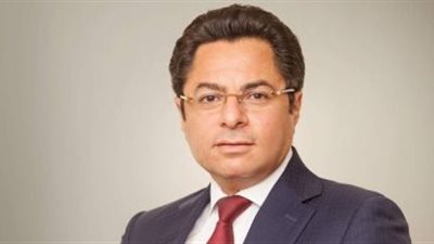 خالد أبو بكر يدعو رجال الأعمال للتكفل بنفقات حجر المصريين العائدين بـ